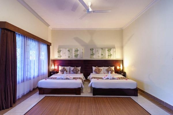 Segara Anak Bungalow & Restaurant (Praya)